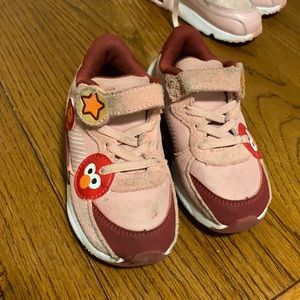 Kids shoes